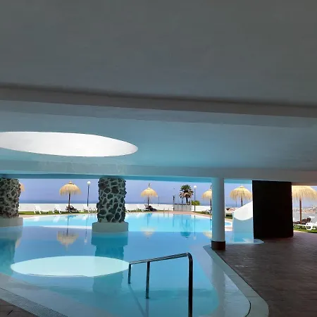 Island Village Heights