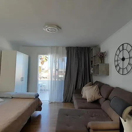 Island Village Heights Appartement *