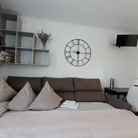 Апартаменти Island Village Heights Адехе