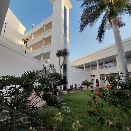 Apartamento Island Village Heights